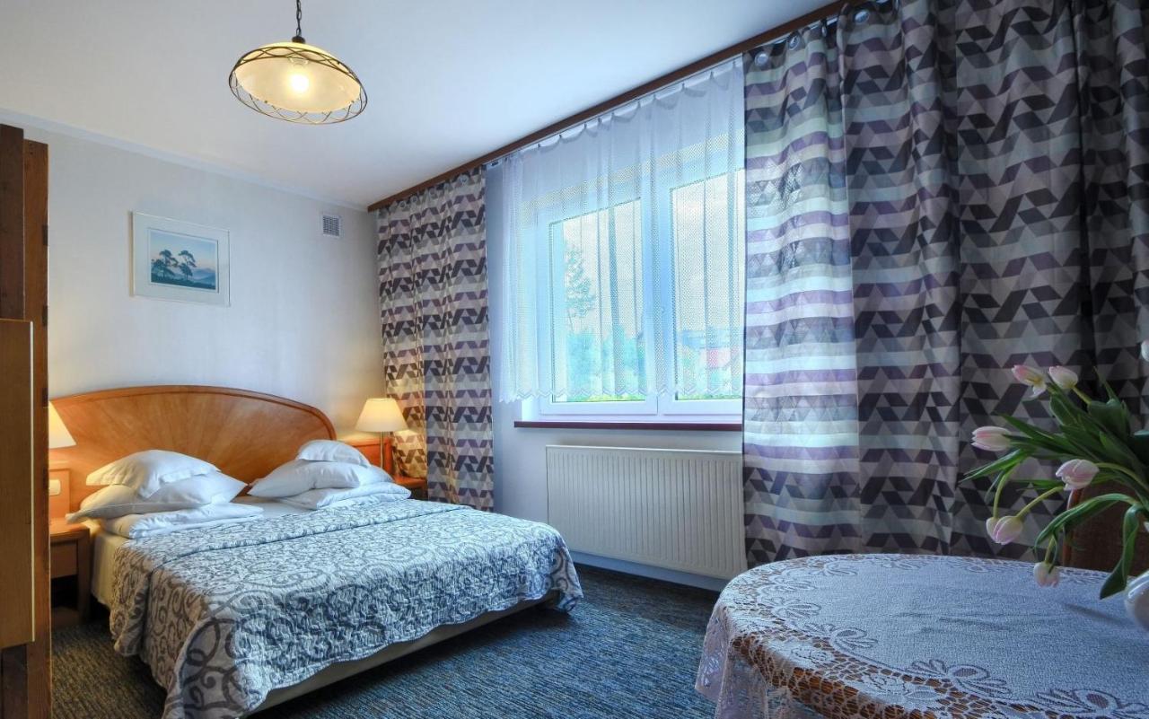 Willa Cyprys - Pokoje I Apartamenty Z Aneksami - Centrum 维斯拉 外观 照片