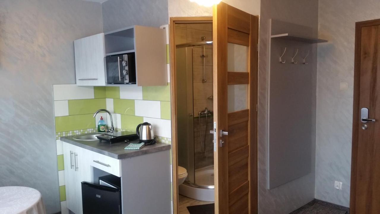Willa Cyprys - Pokoje I Apartamenty Z Aneksami - Centrum 维斯拉 外观 照片